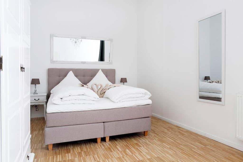 Sc 06 By Rockchair Apartments L Superhost Status L 4 Bedrooms Boxspringbeds 2 Bathrooms Balcony Elevator - Cozy Family & Business Flair Welcomes You! Берлин Экстерьер фото