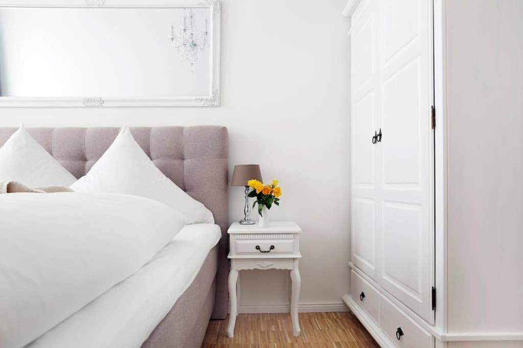 Sc 06 By Rockchair Apartments L Superhost Status L 4 Bedrooms Boxspringbeds 2 Bathrooms Balcony Elevator - Cozy Family & Business Flair Welcomes You! Берлин Экстерьер фото