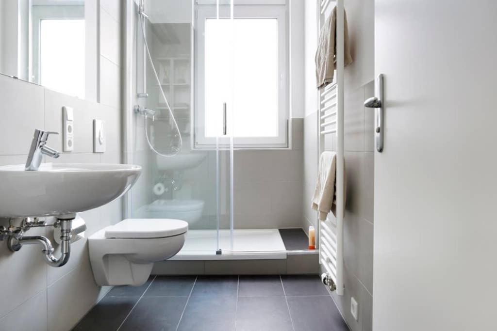 Sc 06 By Rockchair Apartments L Superhost Status L 4 Bedrooms Boxspringbeds 2 Bathrooms Balcony Elevator - Cozy Family & Business Flair Welcomes You! Берлин Экстерьер фото