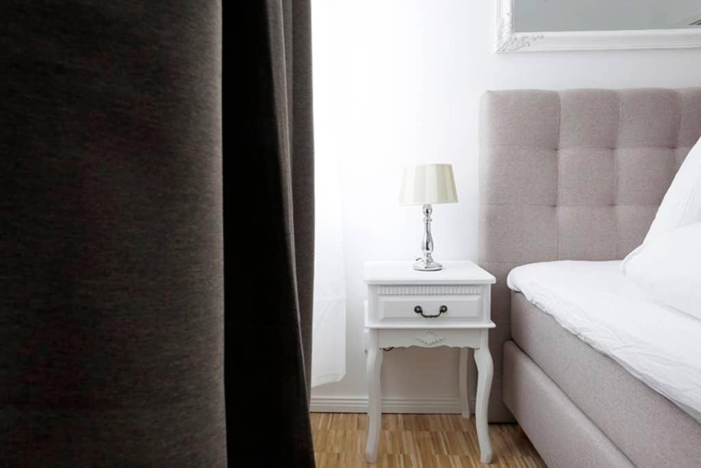 Sc 06 By Rockchair Apartments L Superhost Status L 4 Bedrooms Boxspringbeds 2 Bathrooms Balcony Elevator - Cozy Family & Business Flair Welcomes You! Берлин Экстерьер фото